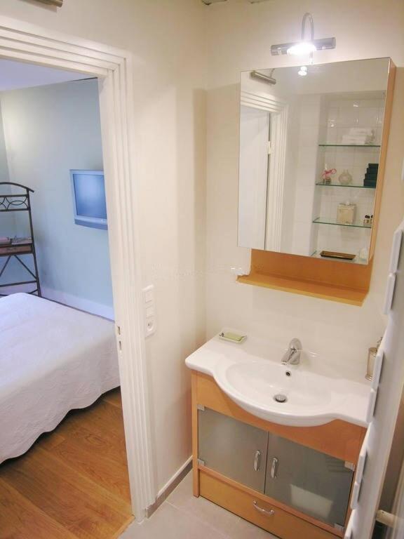 Apartment Beautiful 2 Bdrm- In The Heart Of The Marais *
